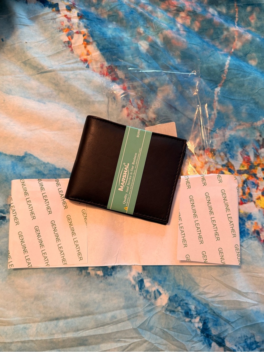 Black Leather Bi-Fold Card & Key Holder Wallet